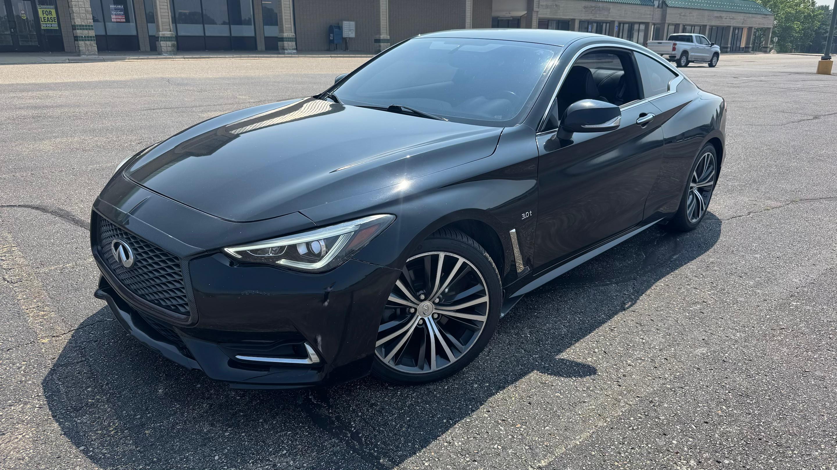 INFINITI Q60 2018 in Flint, MI