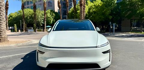 Tesla Model Y 2026