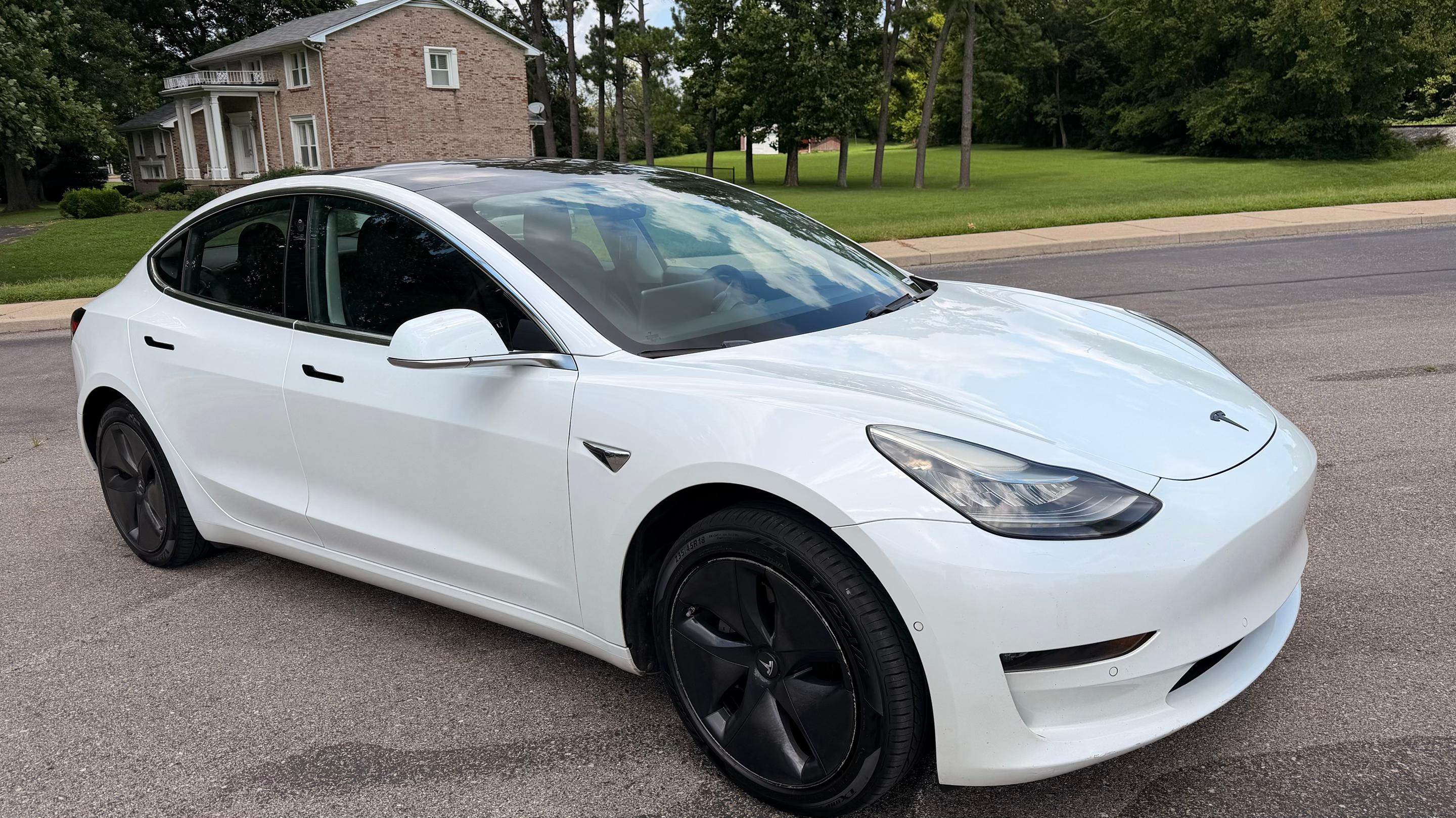 Tesla Model 3 2018 in Nashville, TN