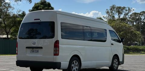 Toyota HIACE 2014