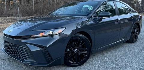 Toyota Camry Hybrid 2025