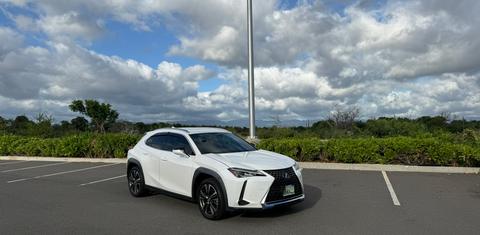 Lexus UX 2021