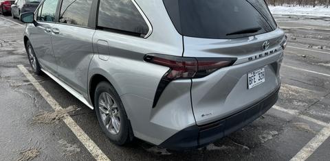 Toyota Sienna 2025