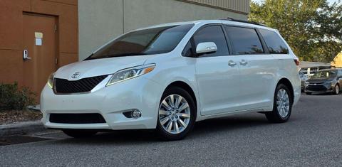 Toyota Sienna 2015