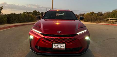 Toyota Crown Signia 2025