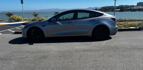 Tesla Model 3 2025