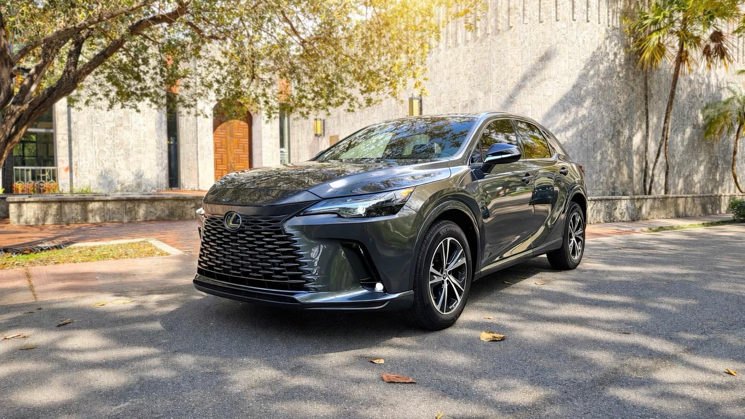 Lexus RX 2026 in Miami, FL