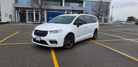 Chrysler Pacifica 2025