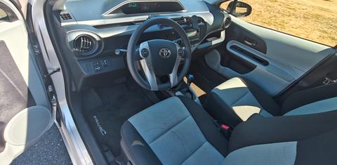 Toyota Prius 2014