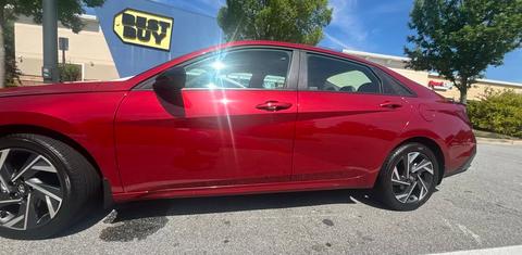 Hyundai Elantra 2025