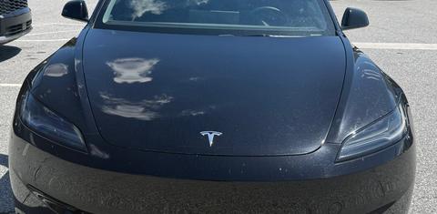 Tesla Model 3 2024