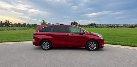 Toyota Sienna 2023
