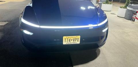 Tesla Model Y 2026