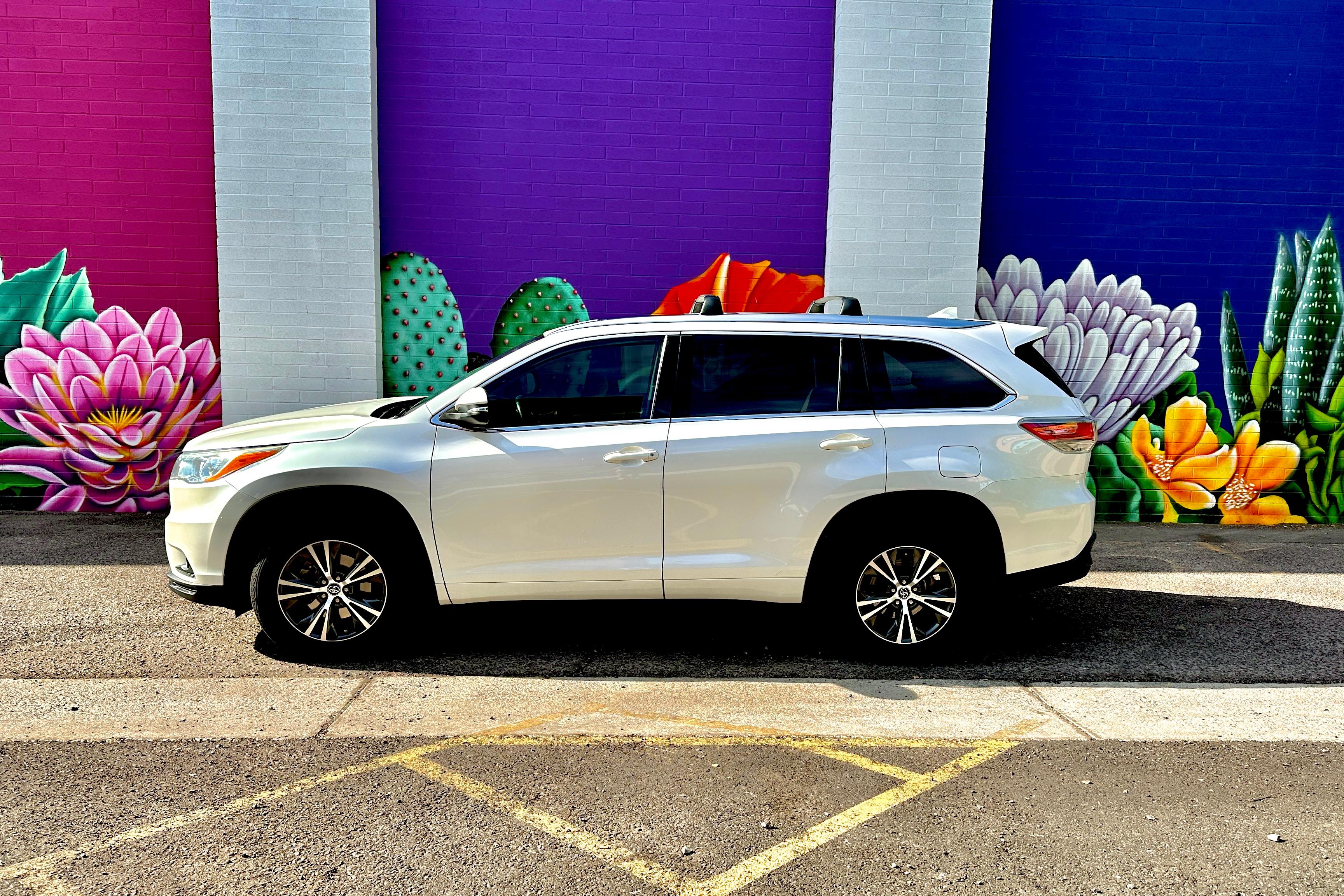 Toyota Highlander 2016 in Gilbert, AZ