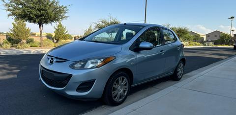 Mazda Mazda2 2013