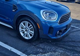 Mini Countryman car