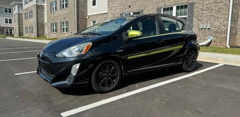 Toyota Prius c 2016