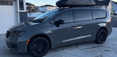 Chrysler Pacifica 2025