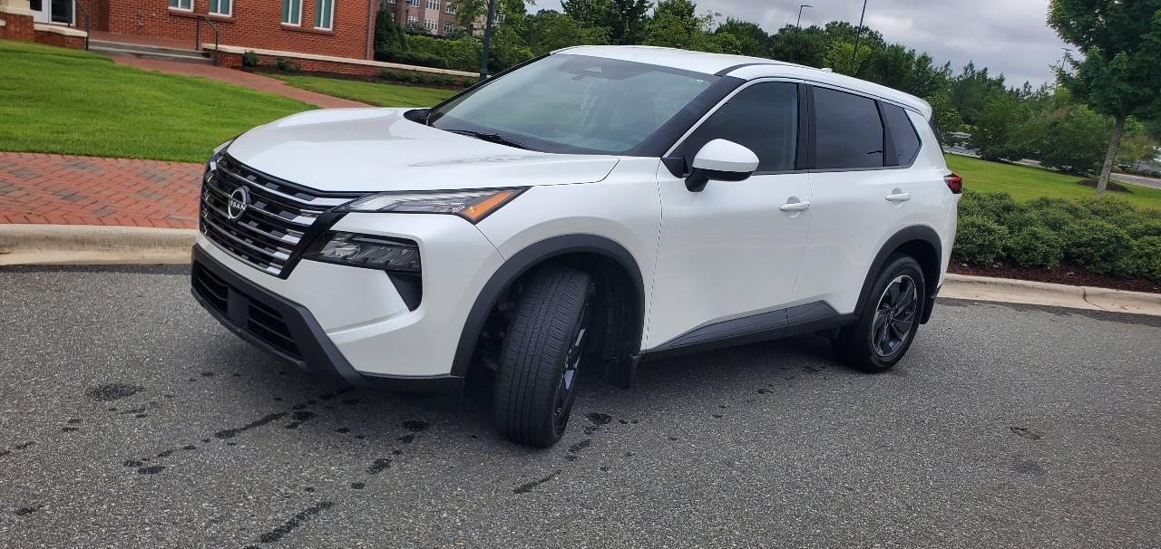 Nissan Rogue 2026 in Charlotte, NC