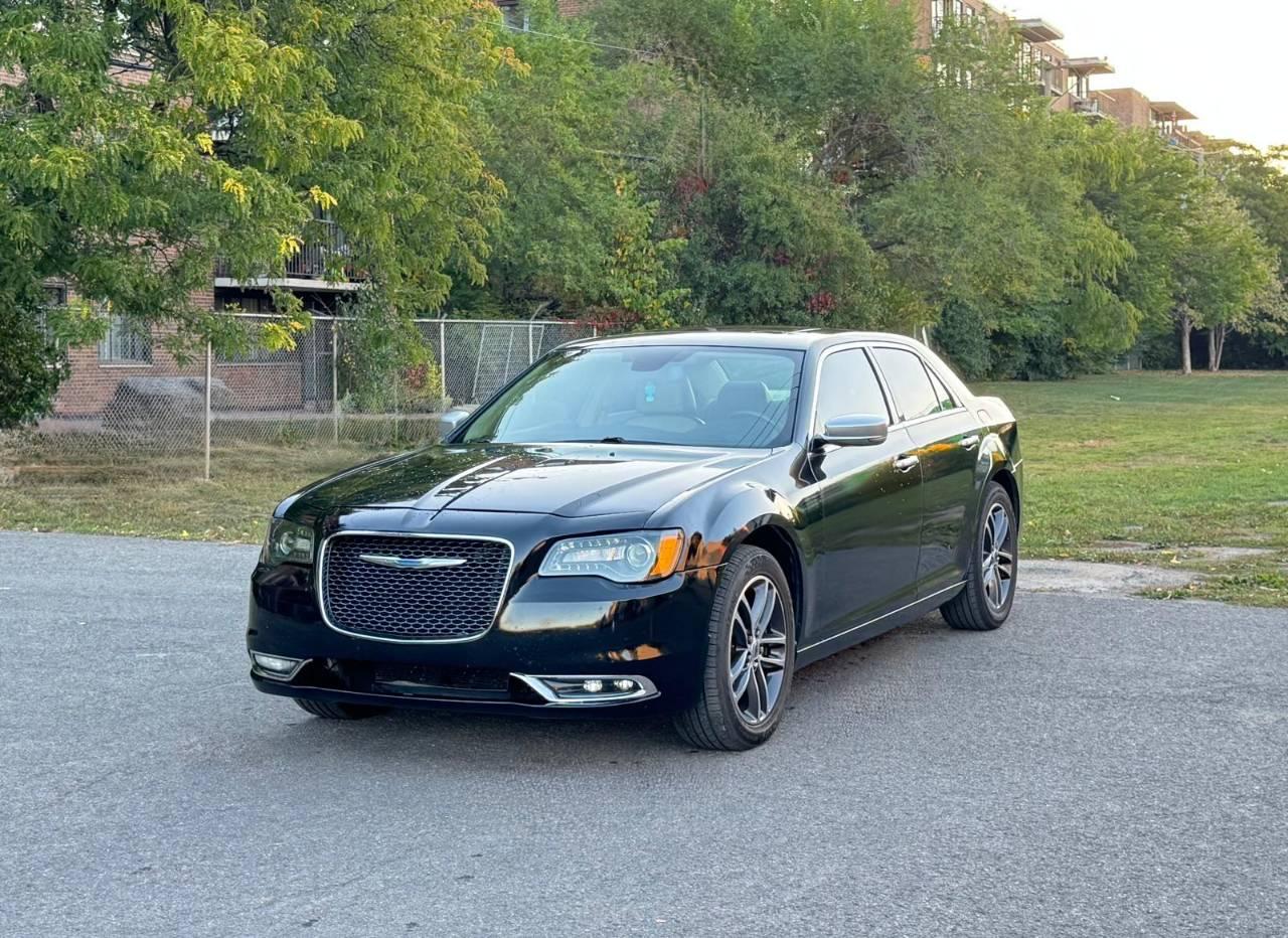 Chrysler 300 2013 à Montréal, QC
