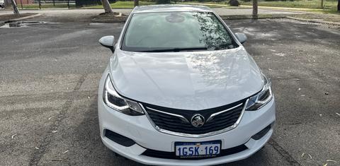 Holden ASTRA 2018