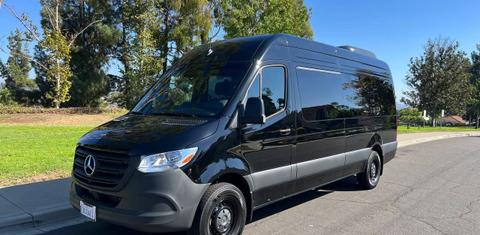 Mercedes-Benz Sprinter 2024