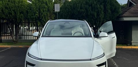 Tesla Model Y 2026