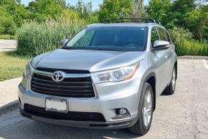 Toyota Highlander car
