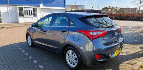 Hyundai i30 2016