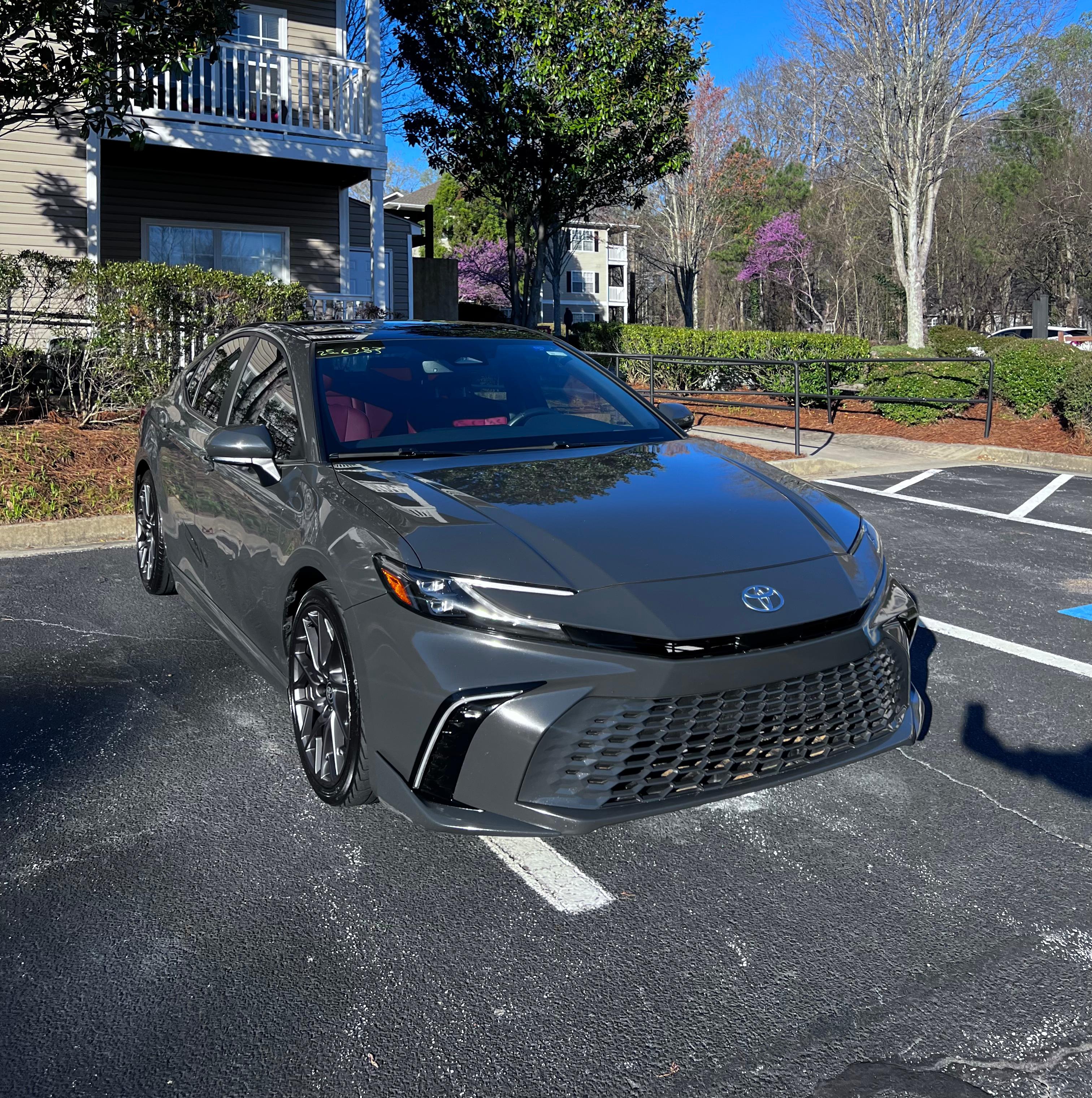 Toyota Camry Hybrid 2025 in Stone Mountain, GA