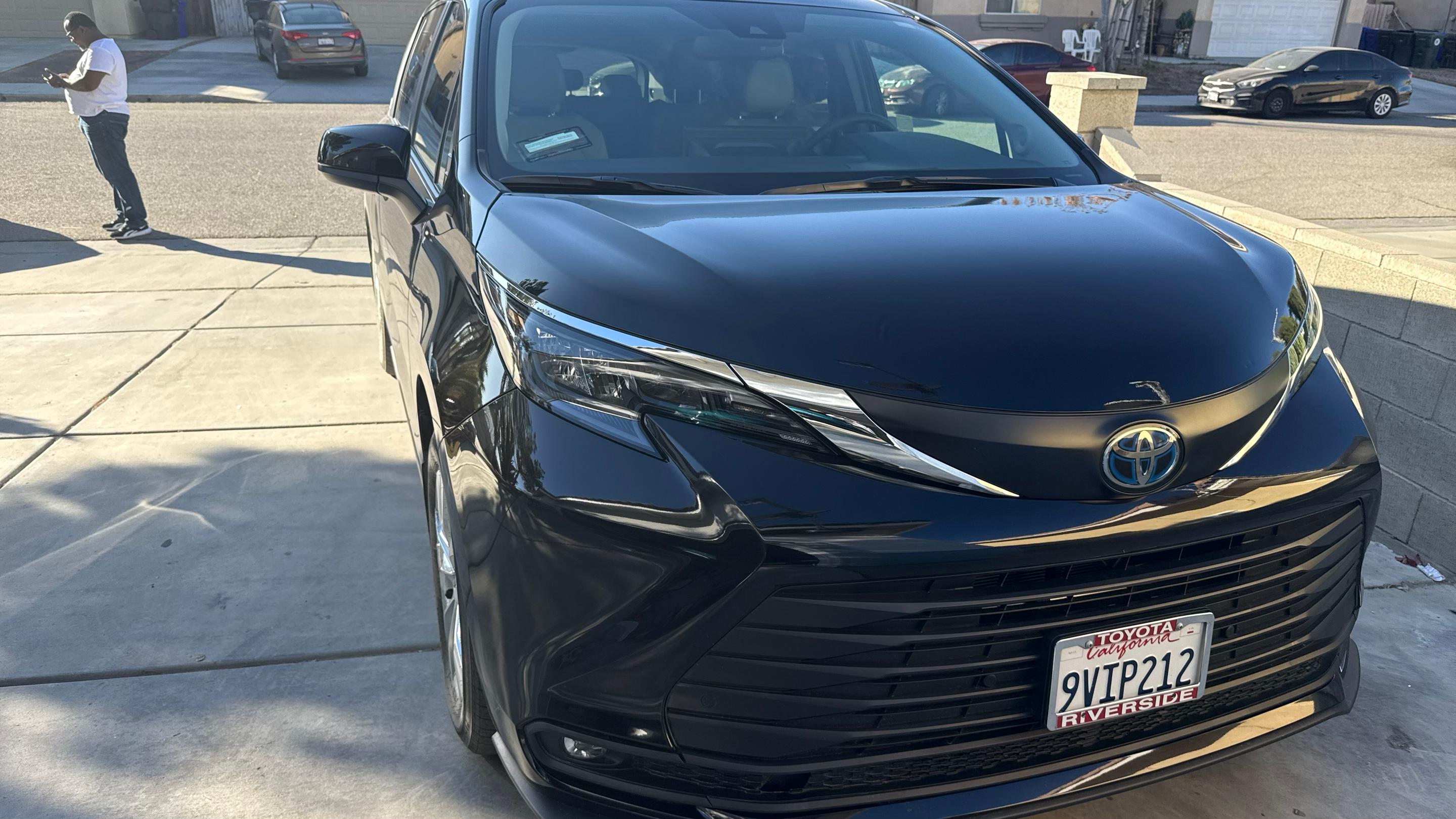 Toyota Sienna 2025 in Victorville, CA