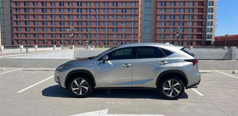 Lexus NX 2020