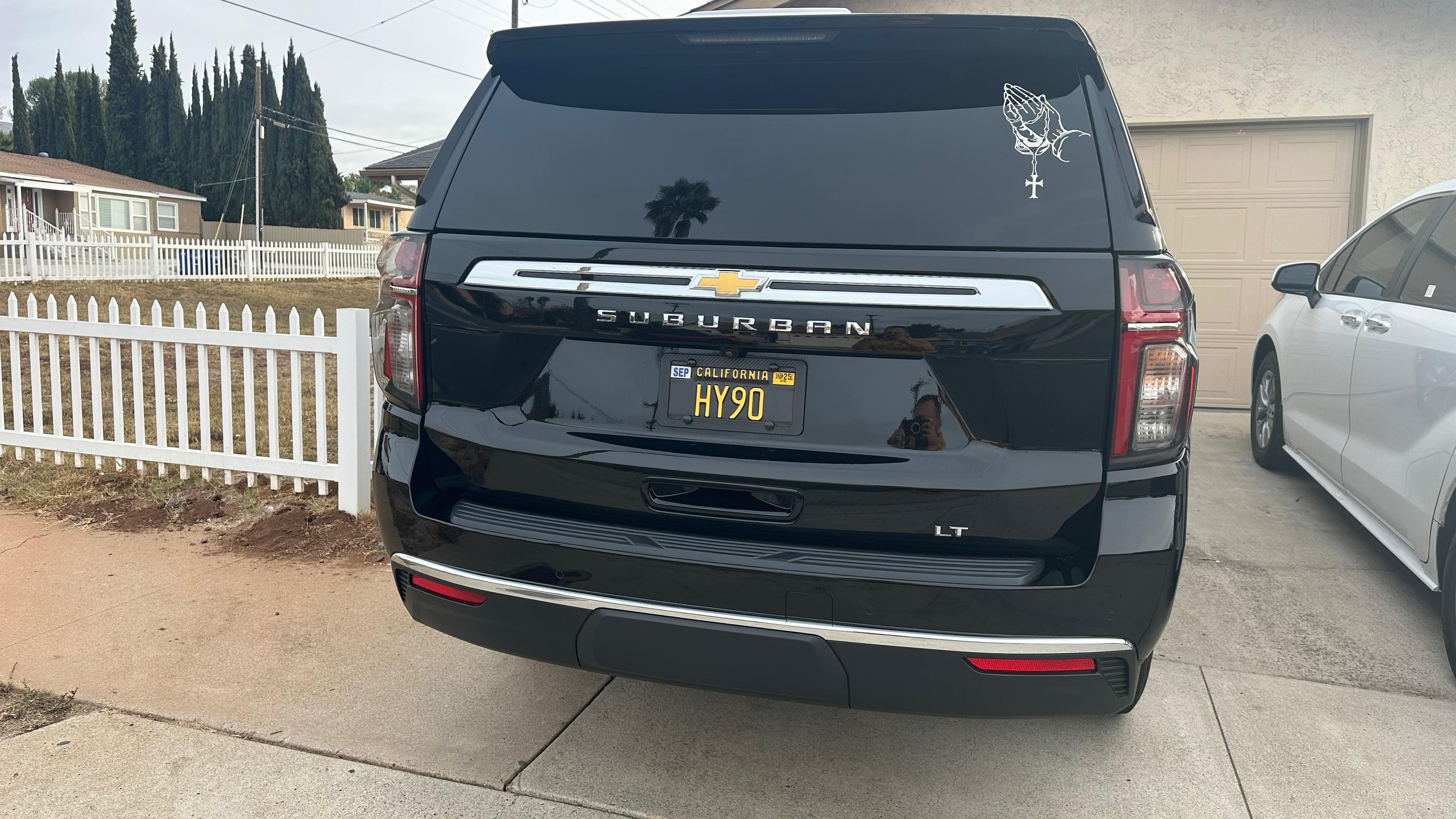 Chevrolet Suburban 2023 in 