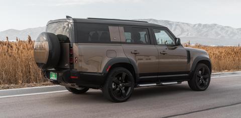 Land Rover Defender 2023