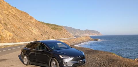Tesla Model X 2020