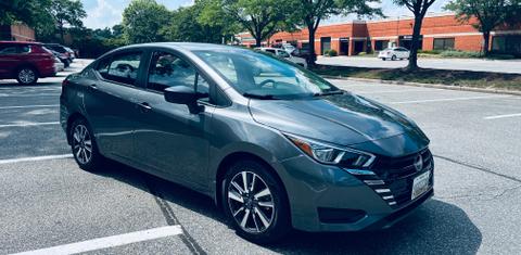 Nissan Versa 2024