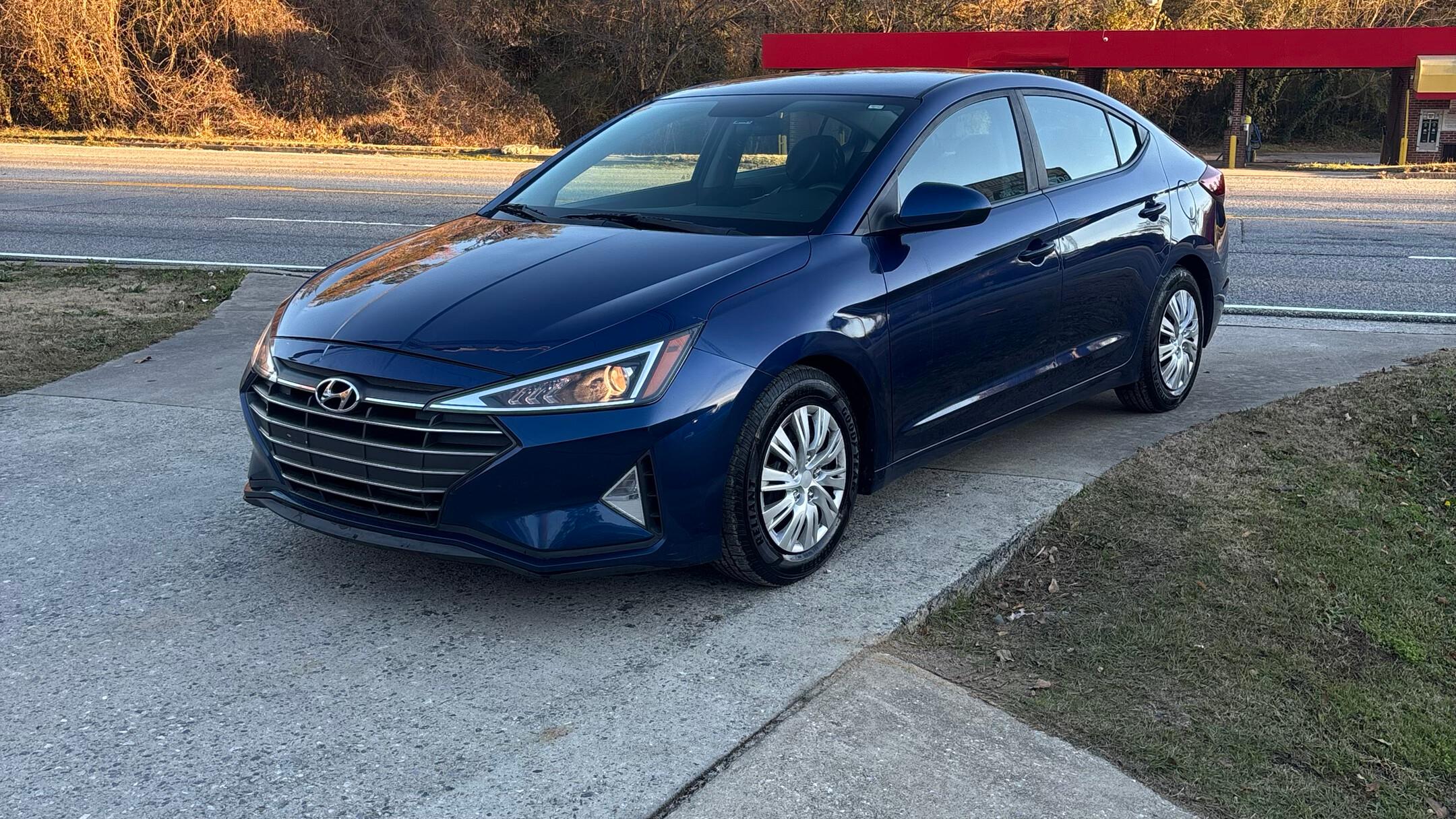 Hyundai Elantra 2019 in Columbus, GA