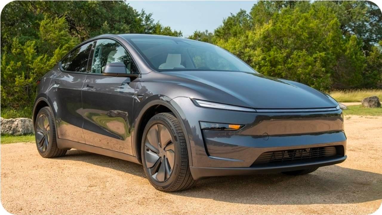 Tesla Model Y 2026 in Tisbury, MA