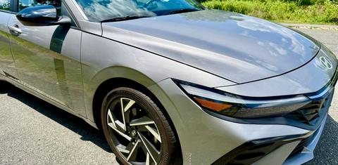 Hyundai Elantra 2025