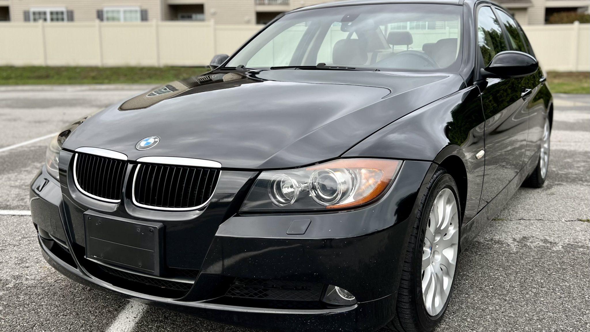 BMW 3 Series 2011 in 