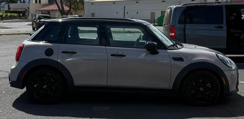 MINI Hardtop 4 Door 2023