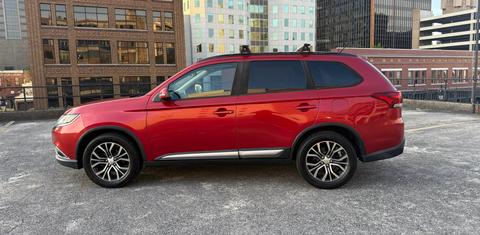 Mitsubishi Outlander 2016