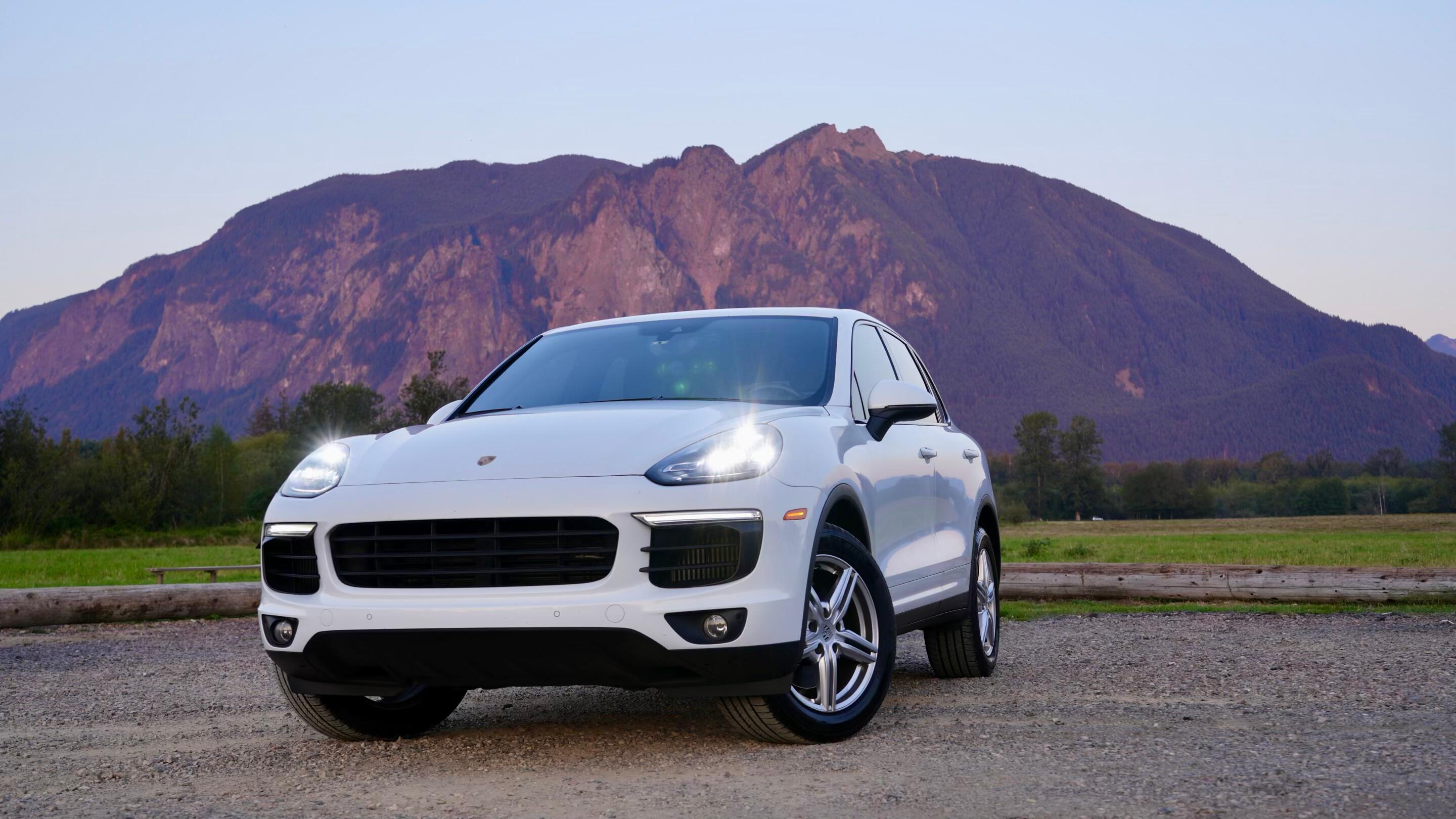 Porsche Cayenne 2016 in Bellevue, WA