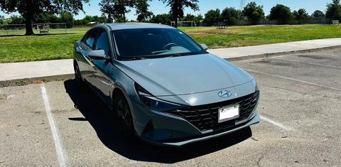 Hyundai Elantra 2023
