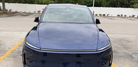 Tesla Model Y 2026