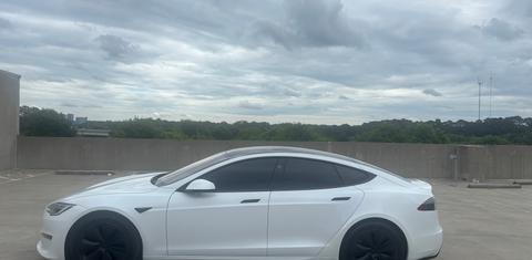 Tesla Model S 2022