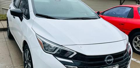 Nissan Versa 2024