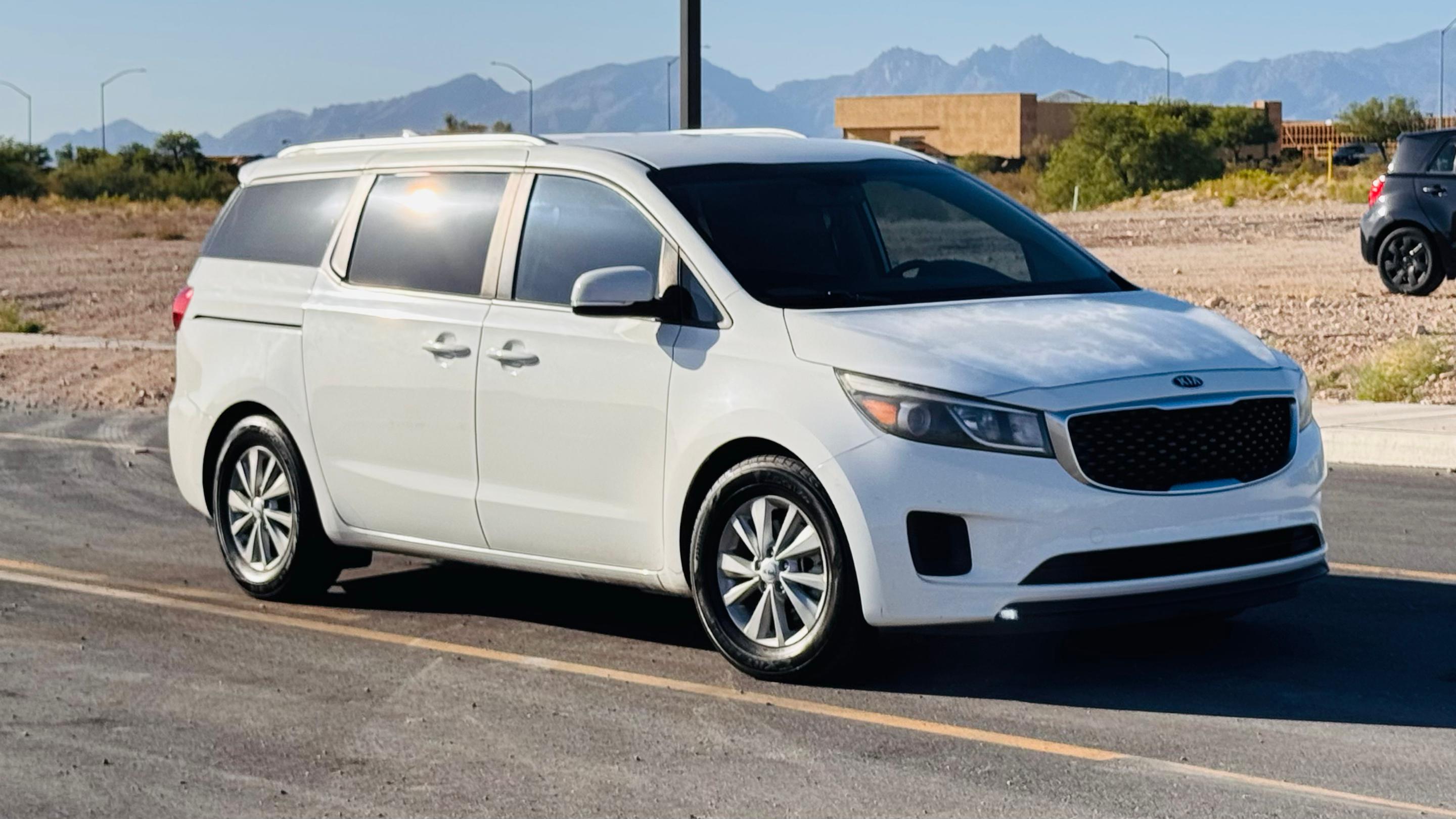Kia Sedona 2016 in Tucson, AZ