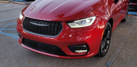 Chrysler Pacifica 2025