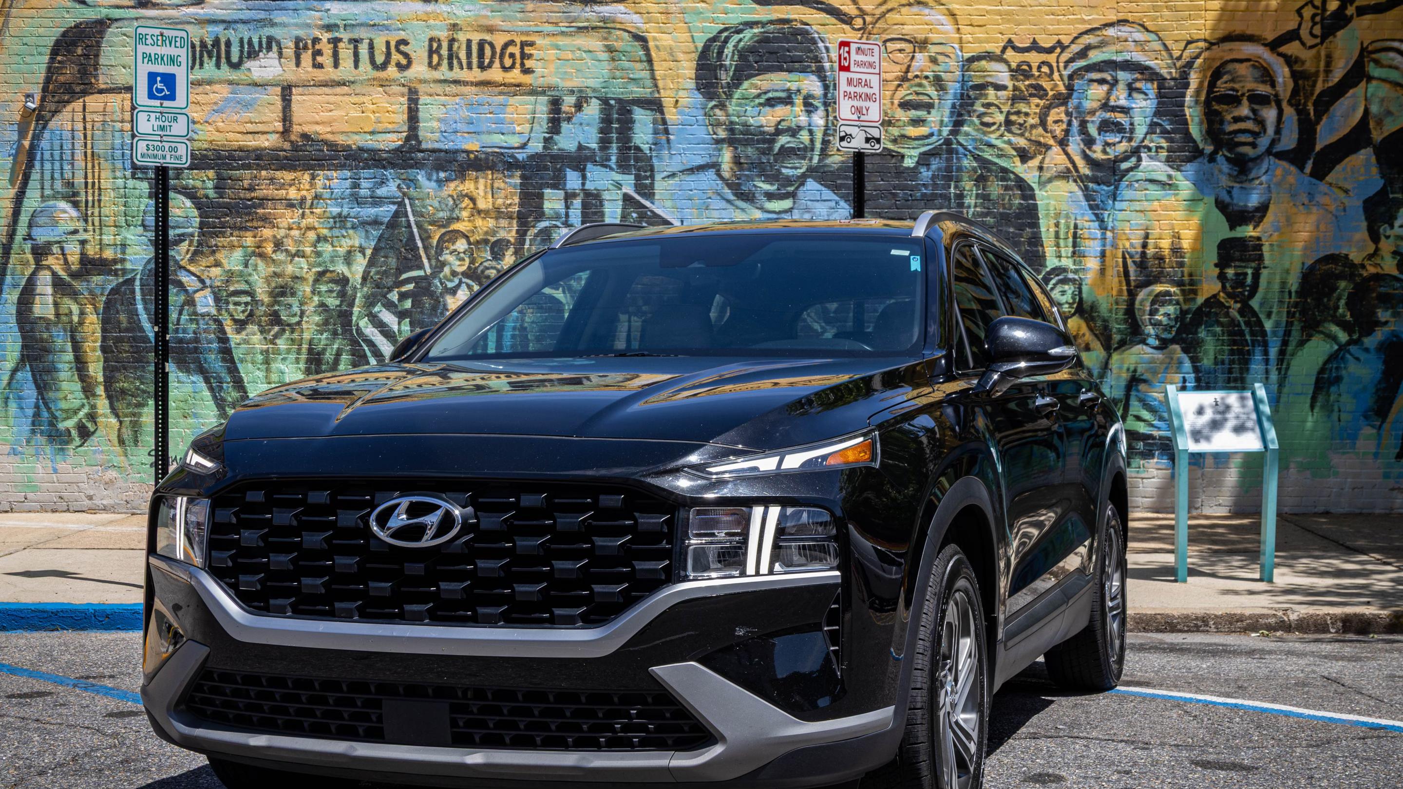 Hyundai Santa Fe 2023 in Montgomery, AL
